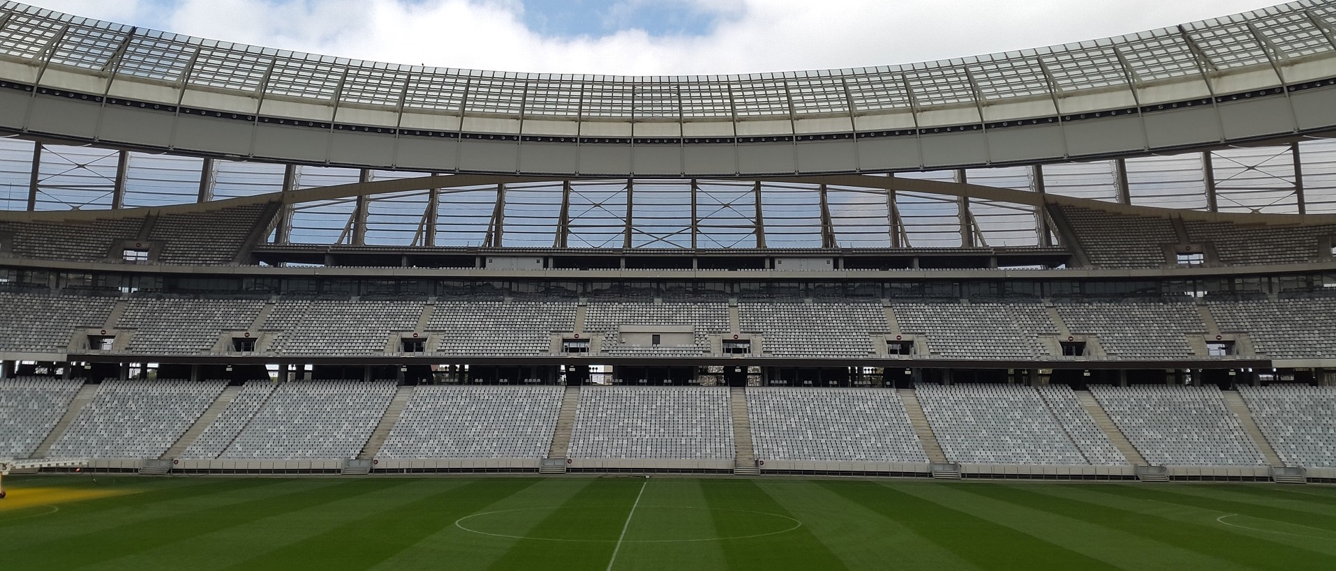 stadium-1082235_1920